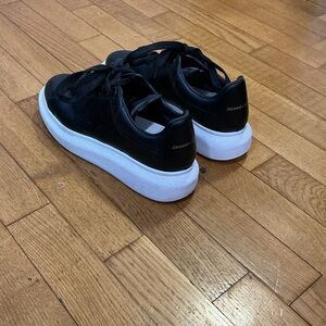 Alexander McQueen Black Leather Kids Platform Sneakers with White Sole